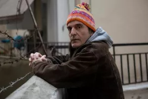 Έφυγε από τη ζωή ο ντράμερ του συγκροτήματος "Τρύπες", Γιώργος Τόλιος