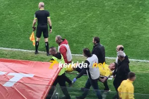 Αναγκαστική αλλαγή ο Ντέγοεστ