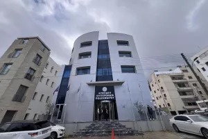 Σε εξέλιξη η συνάντηση ΚΟΠ-Προέδρων