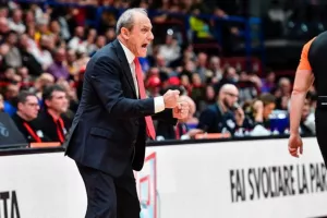 «Καλύτερη άμυνα στη Euroleague ο Ολυμπιακός - Να παίξουμε έξυπνα με προσοχή στις λεπτομέρειες»