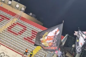 Οι σημαίες προκάλεσαν προσωρινή διακοπή στο "Αμμόχωστος"!