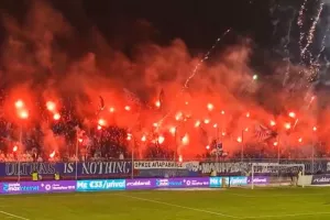 (ΒΙΝΤΕΟ Kerkida) Pyroshow από τους ΜΑΧΗΤΕΣ 