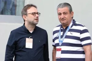 Ο γιατρός και ο Μαρίνος/Απόλλων