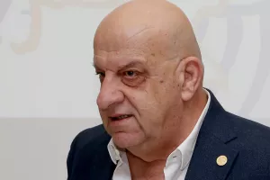 Κρυφτείτε...
