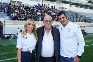 Παύλος Κοντίδης, Καρολίνα Πελενδρίτου και διεθνείς ποδοσφαιριστές συμμετείχαν στο video clip του EURO U17