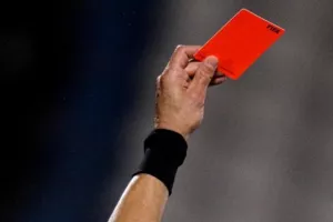 Κόκκινη κάρτα από τους παίκτες στη βία και στο ρατσισμό