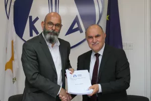 Υπογραφή συμφωνίας για την εκπόνηση ενιαίας αθλητικής νομοθεσίας