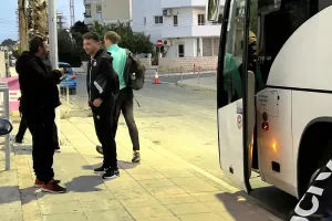 Φώτος Kerlida/Άφιξη αποστολής Οθέλλου 