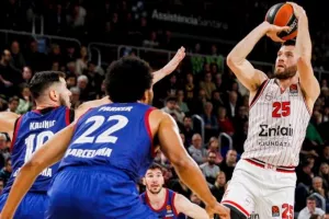 Πίτερς: «Πρέπει να παίξουμε σκληρή άμυνα - Έχει πολλά "όπλα" η Μπασκόνια»