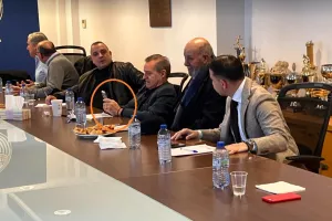 Στο τηλέφωνο ο Πρόδρομος