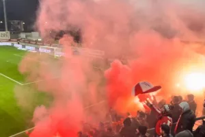 (Βίντεο kerkida) Έκαναν τη νύχτα... μέρα οι Σαλαμιναίοι - Εντυπωσιακή ατμόσφαιρα 