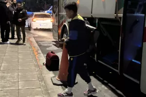 Η άφιξη του ΑΠΟΕΛ στο "Αμμόχωστος-Επιστροφή"