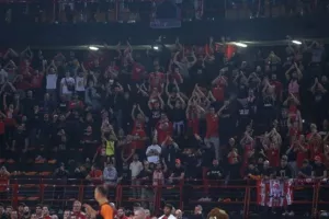 Προ των πυλών το sold out στο ΣΕΦ: Μόνο 500 εισιτήρια έμειναν για το Ολυμπιακός-Αρμάνι!