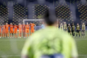 ΑΕΚ: Τα πέναλτι εξελίσσονται σε μάστιγα