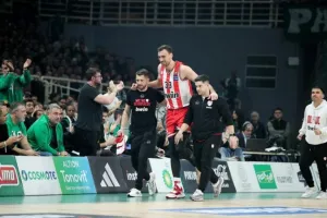 Σοκ με Μιλουτίνοφ