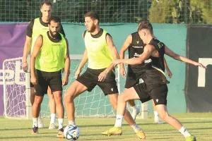 Απαντήσεις προς τον εαυτό του και τον κόσμο του