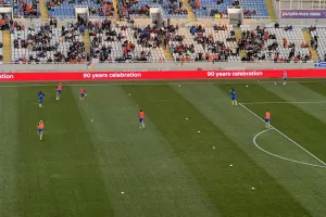 Η εντεκάδα του ΑΠΟΕΛ με δύο αλλαγές (μέσα Πέτροβιτς, Βίγια)