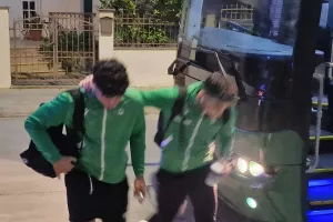 (Φώτος Kerkida) Έφτασε η Ομόνοια στο "Αμμόχωστος"