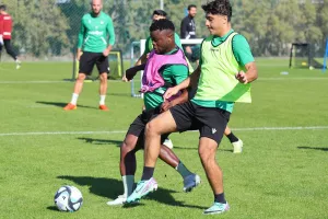 Training mode ενόψει Άρη (Φώτος)