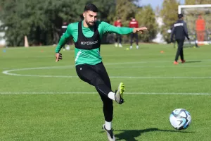 Training mode ενόψει Άρη (Φώτος)