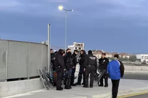Αυξημένη αστυνομική δύναμη (Φώτος)