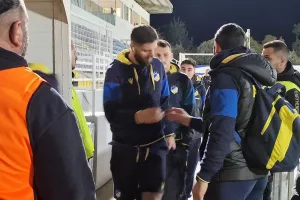 H άφιξη του ΑΠΟΕΛ (φώτος)