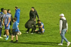 Η αγκαλιά του Σατσιά στον Περατικό 