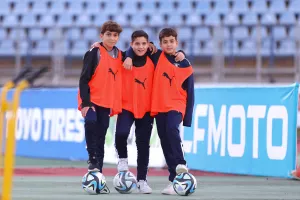 Ball boys... πόζα