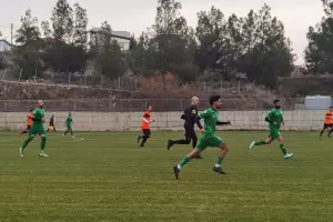 Διπλό με 3-2 για τον Κορμακίτη (φωτορεπορτάζ)