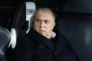Φατίχ Τερίμ: Αντικατέστησε... τον ΙΒΑΝ για τα ντέρμπι, αλλά δεν έχει νίκη σε "4"