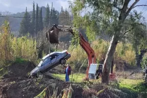 Συνεχίζονται για 13η μέρα οι έρευνες για τον 45χρονο οδηγό που χάθηκε στα νερά χειμάρρου στο Πλουτοχώρι