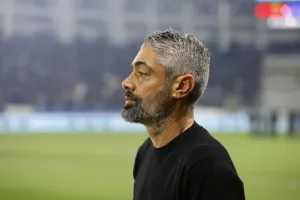 Ντεμπούτο κόντρα στην πρώην