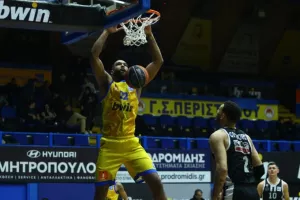 Διέλυσε... τον ΠΑΟΚ με το ιστορικό 71-35!