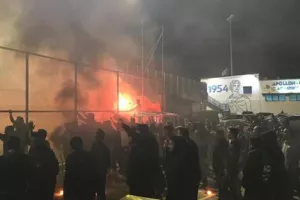 Πήγε Κολόσσι και “ντόπαρε” τους παίκτες η Θύρα 1