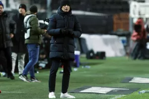 Λουτσέσκου: "Ντροπή για το ποδόσφαιρο, δεν καταλαβαίνω γιατί ο διαιτητής έσπρωξε τον Παναθηναϊκό"