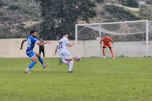 Νίκες για Χαλκάνορα και Κούρη Ερήμης 