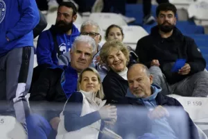 Ανόρθωση-Καρμιώτισσα: Με οδηγό τον Γκασαμά... πλησίασε κορυφή! (Φώτος)