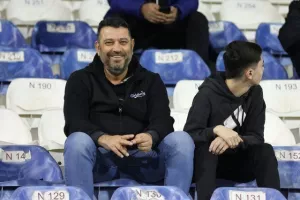 Ανόρθωση-Καρμιώτισσα: Με οδηγό τον Γκασαμά... πλησίασε κορυφή! (Φώτος)