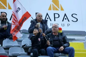 (Φωτορεπορτάζ) Ο κόσμος στο "Αμμόχωστος"