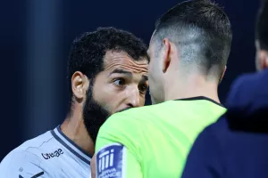62,719/Αποβολή Τσεμπάκ