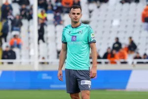 ΑΠΟΕΛ-Οθέλλος: Εξάρα στο ρελαντί με φανταστικό πρώτο μέρος (φώτος)
