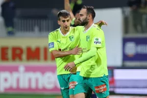 ΑΕΚ-ΑΕΖ: Επιστροφή στις νίκες με Λόπες και Σολ! (Φώτος)