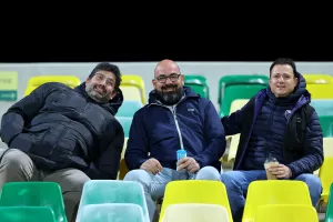 Ο κόσμος στην "Αρένα" (φωτορεπορτάζ)