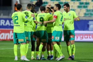 ΑΕΚ-ΑΕΖ: Επιστροφή στις νίκες με Λόπες και Σολ! (Φώτος)