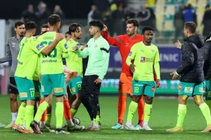 ΑΕΚ-ΑΕΖ: Επιστροφή στις νίκες με Λόπες και Σολ! (Φώτος)