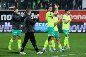 ΑΕΚ-ΑΕΖ: Επιστροφή στις νίκες με Λόπες και Σολ! (Φώτος)