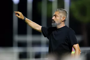 Ιδιαίτερο παιχνίδι! 