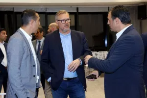 Συνάντηση ΚΟΠ με Προέδρους και προπονητές στην παρουσία του Μεσσίνα (φώτος)