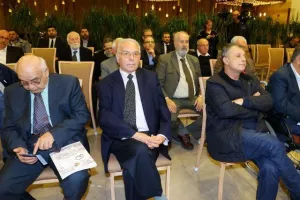 Η ΕΑΚ παρουσίασε το βιβλίο των 50χρονων και τίμησε τους πρωτεργάτες της (φώτος)