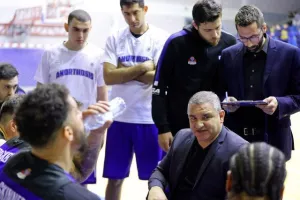 Μεγάλο... ΔΙΠΛΟ η Ανόρθωση (φώτος)